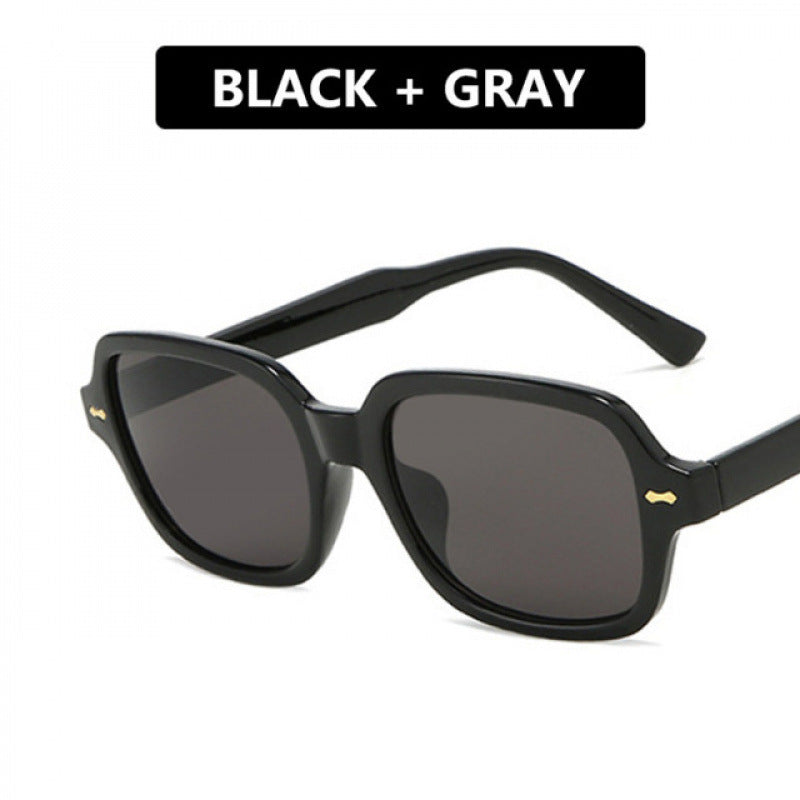 Damen modische Sonnenbrille mit kantigem Rahmen und gelben Gläsern Brehn
