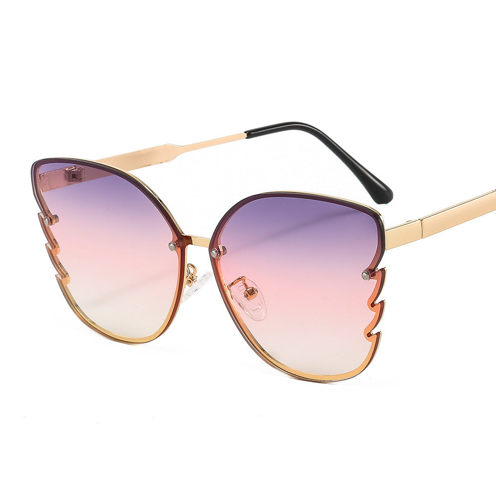 Damen statement Sonnenbrille mit einzigartigem Design und farbverlaufenden Gläsern Brehn