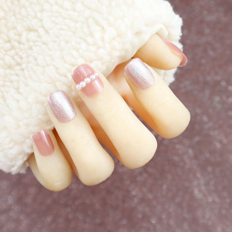 Luxus Press-On Nagelset mit Perlen- und Glitzerakzenten Brehn