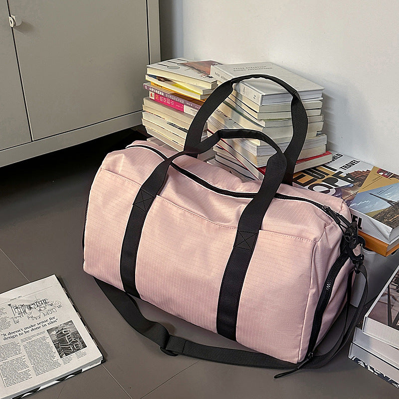 Sportliche Reisetasche mit Verstärktem Tragesystem und Sicherem Innenraum Brehn