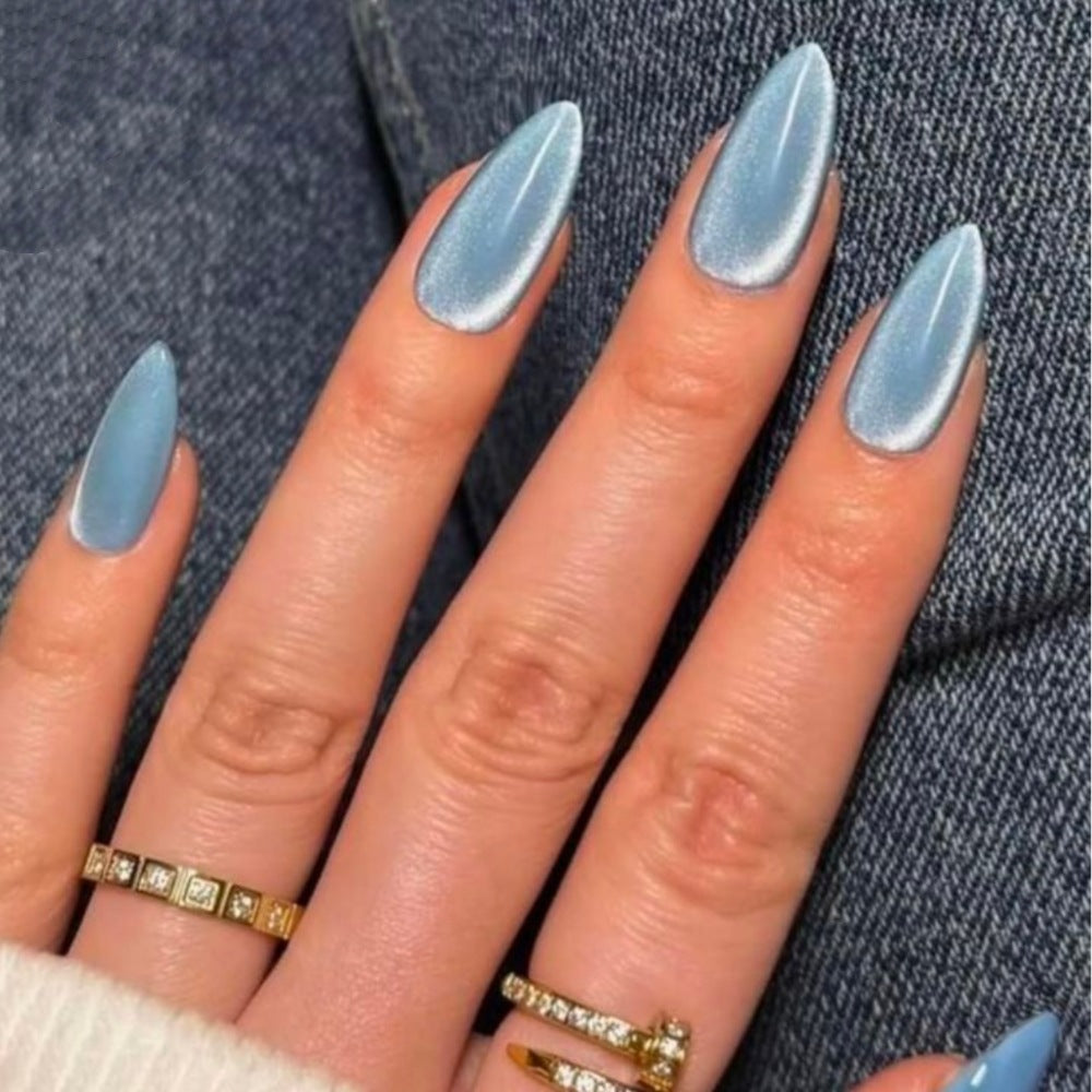 Kunstnägel mit Schimmerndem Metallic-Finish Brehn