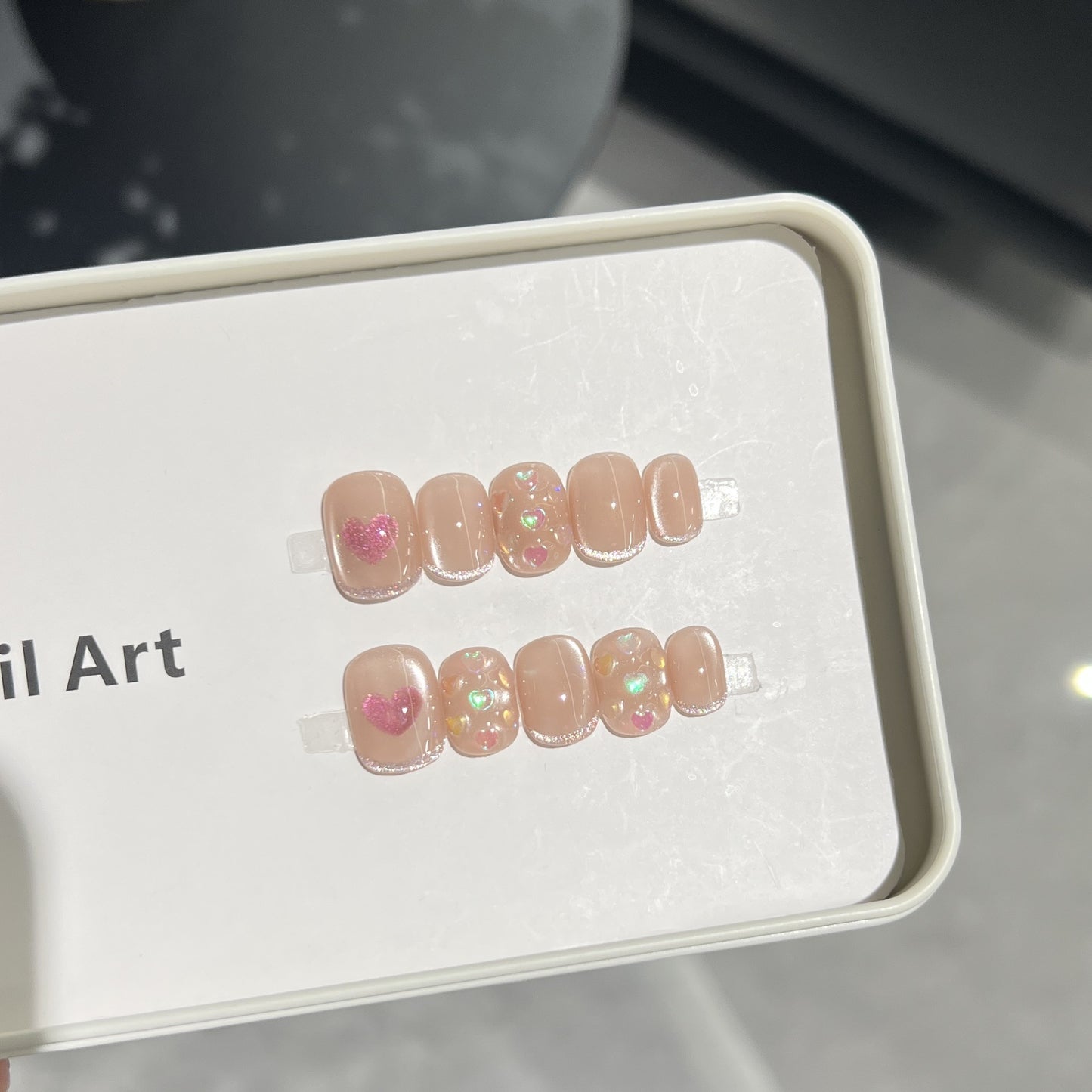 Heart-Accent Press-On Nail Set Brehn
