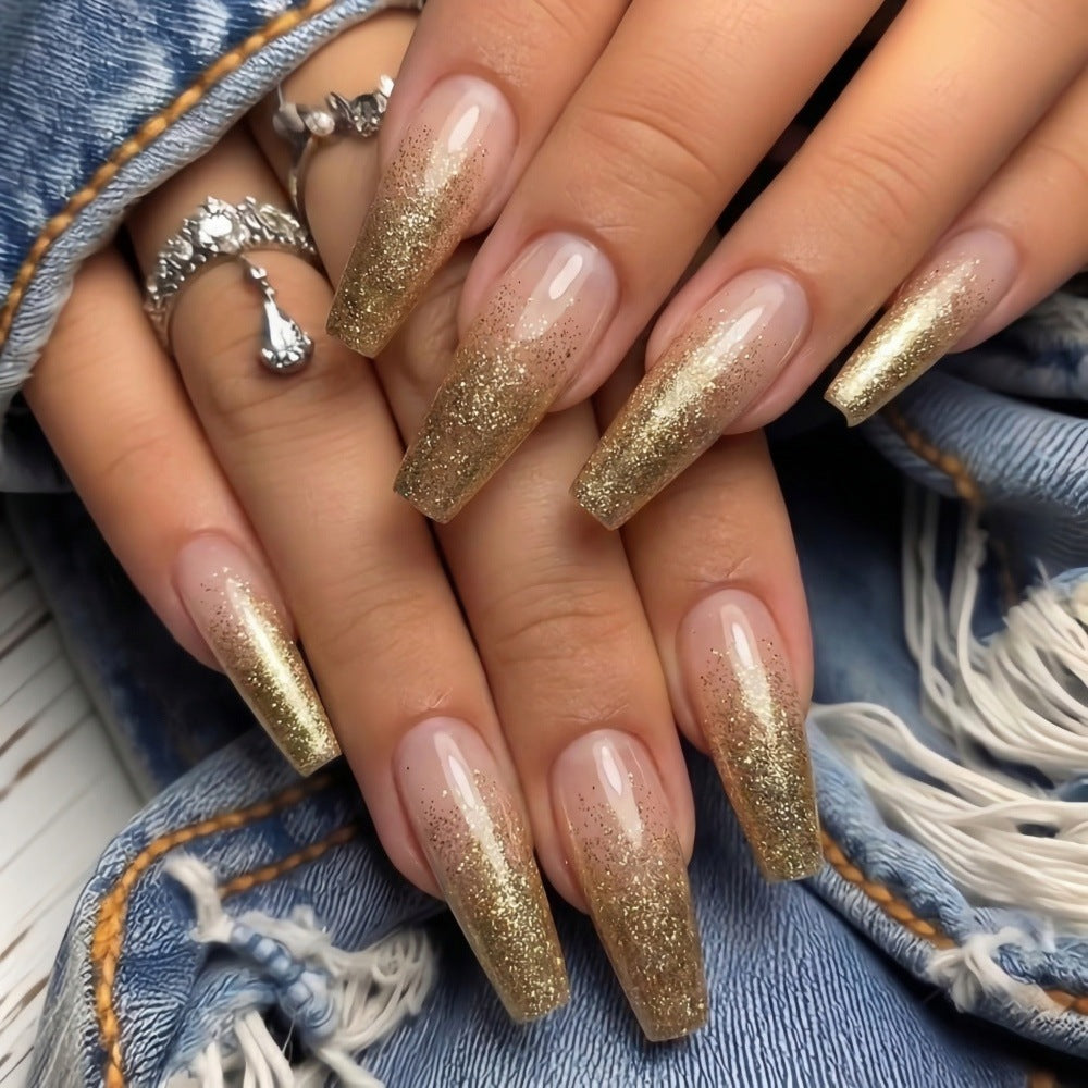 Kunstnägel mit elegantem Glitzer-Gradient Brehn