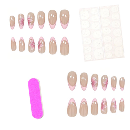 Luxuriöse florale Nagelkunstverbesserungen Brehn