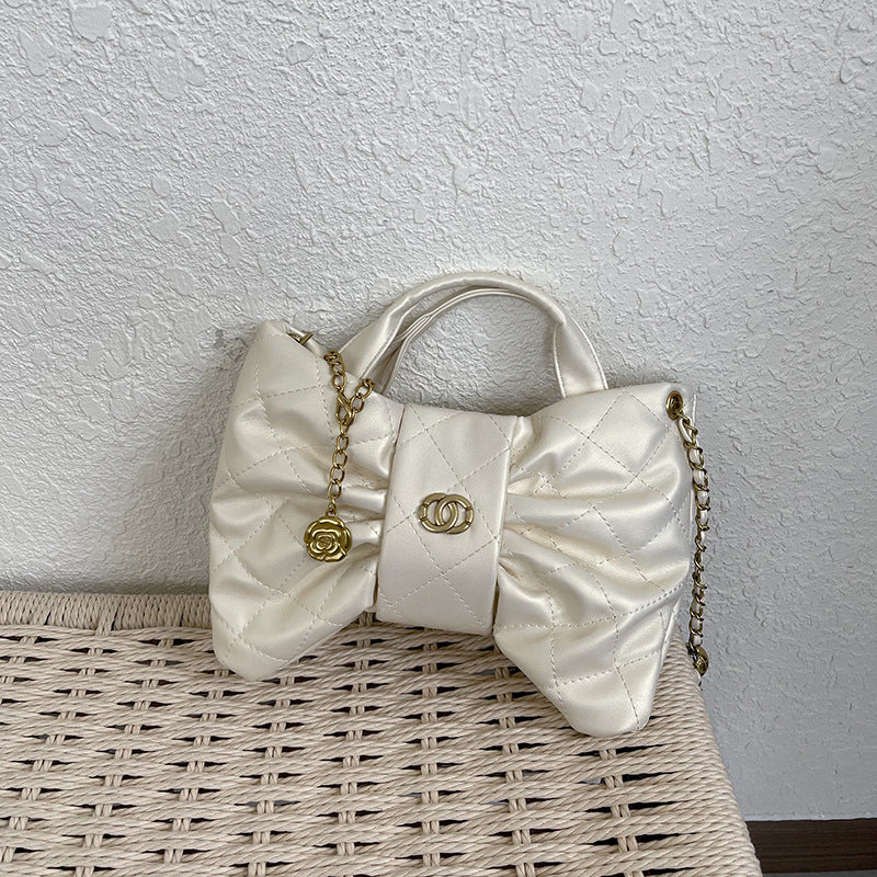 Gepolsterte Handtasche mit Schleifenakzent