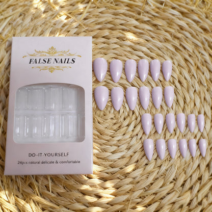 Stylische, langlebige Nail Art Brehn