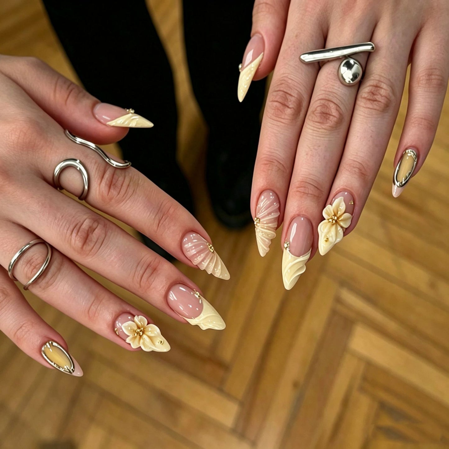 Künstlerische 3D Blumen Press-On Nagelverlängerungen Brehn