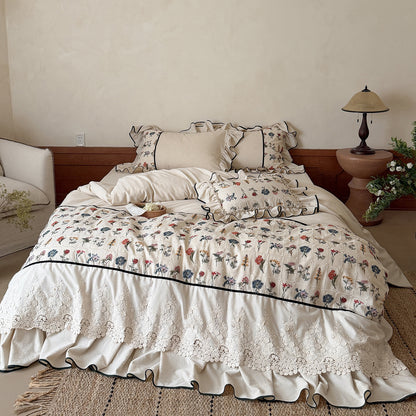 Boho-Bettwäsche-Set mit gesticktem Blumenmuster und Volantkissen Brehn