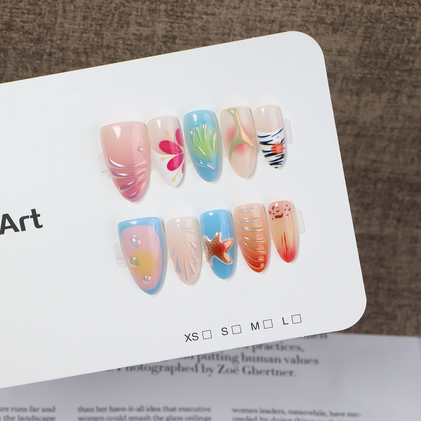 Themenbezogene Press-On Nagelkunst Kollektion Brehn