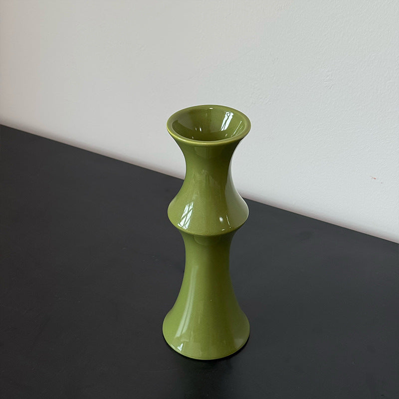 Skulpturaler glänzender Keramikvase