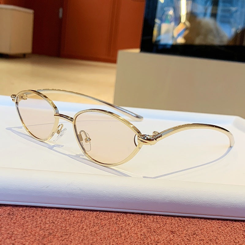 Damen Designer-Sonnenbrille mit elegantem Metallgestell und schützenden Gläsern Brehn