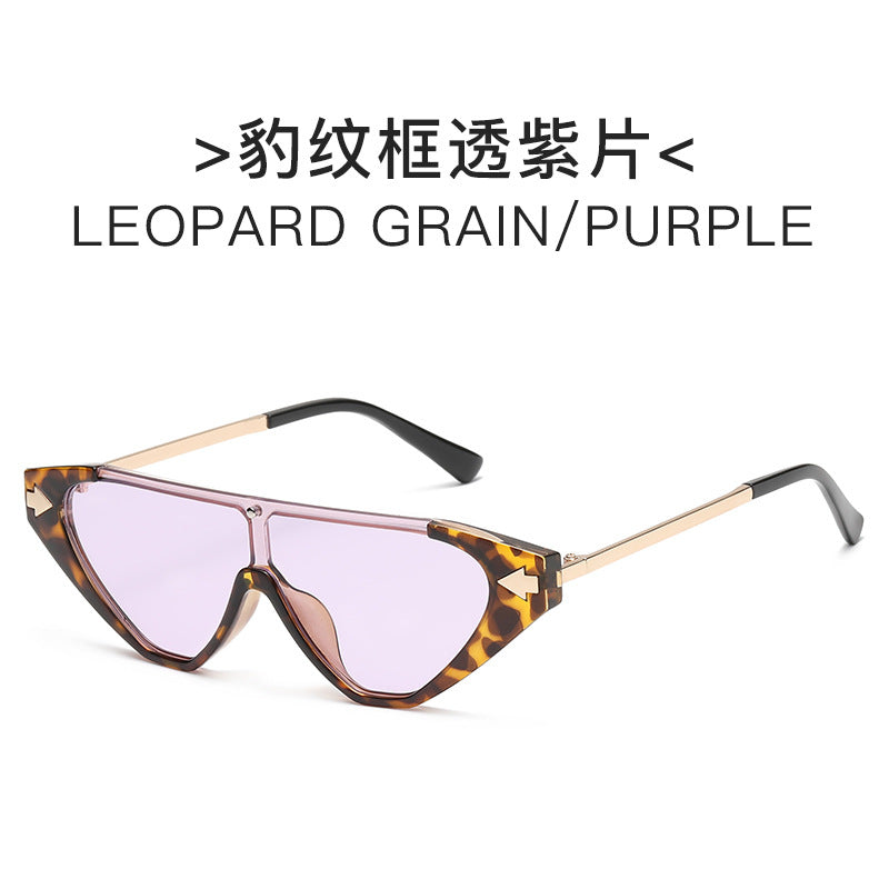 Damen futuristische Sonnenbrille mit markantem Design Brehn