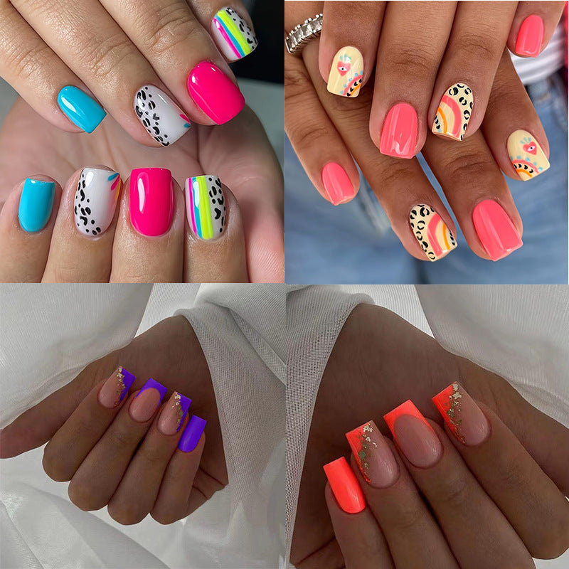 Elegant Glitter French Tip Nail Art Brehn