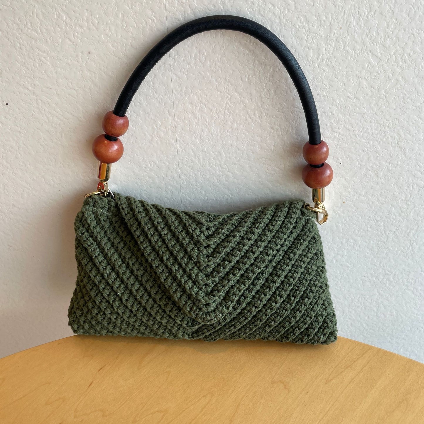 Elegante Geflochtene Schultertasche Brehn