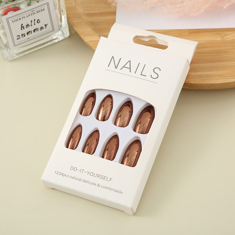 DIY Press-On Nail Set mit Premium-Finish Brehn