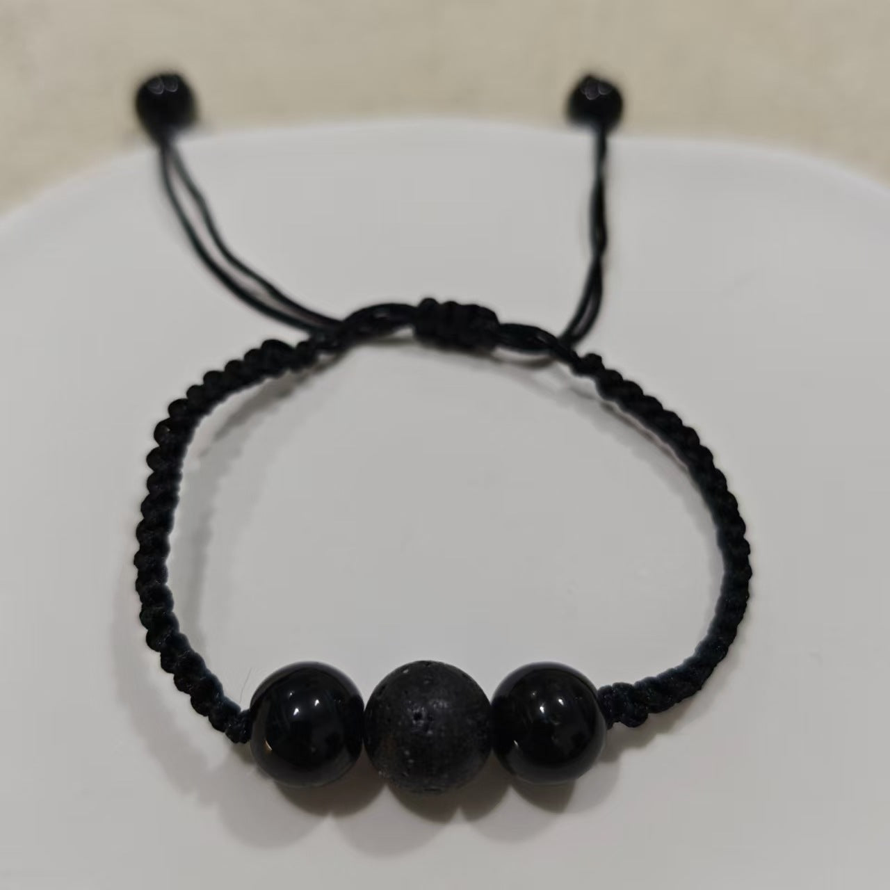 Verstellbares Lava-Stein-Armband Brehn