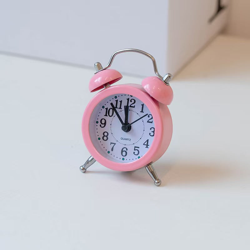 Klassischer Tischwecker Im Bunten Retro-Design Brehn