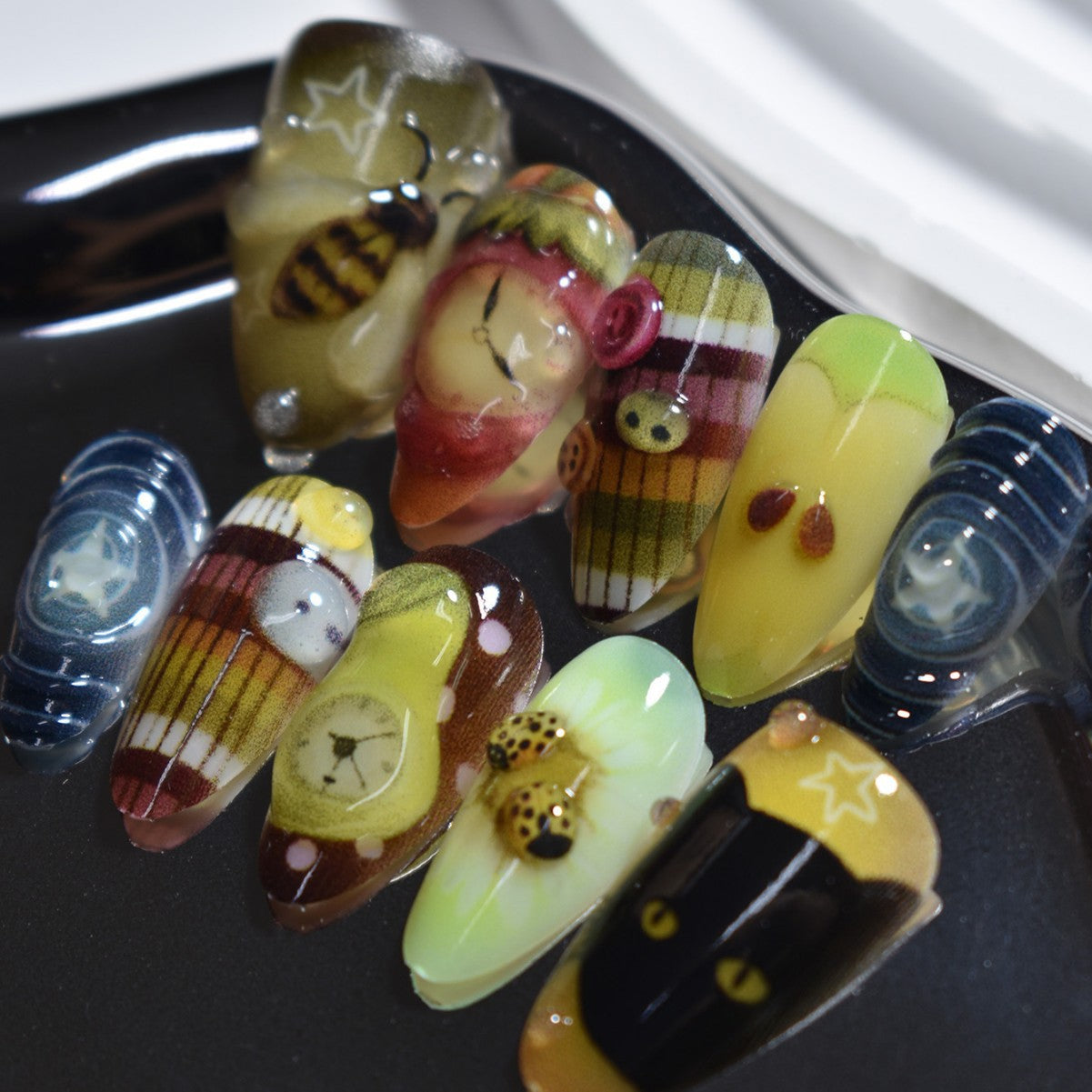 Künstlerisches Nagelschmuck Set Brehn