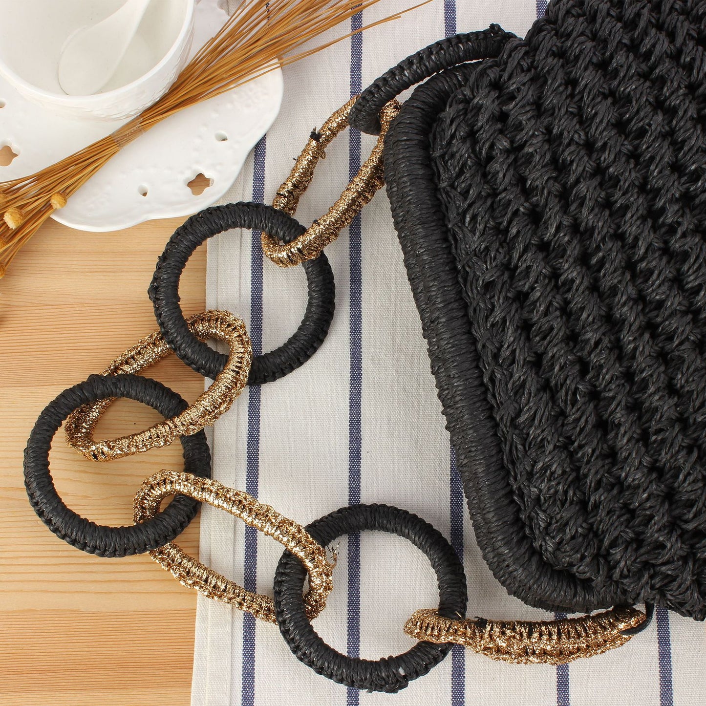 Handtasche mit Einzigartigem Kettengriff Brehn