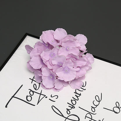 Elegante dekorative Blumenarrangement