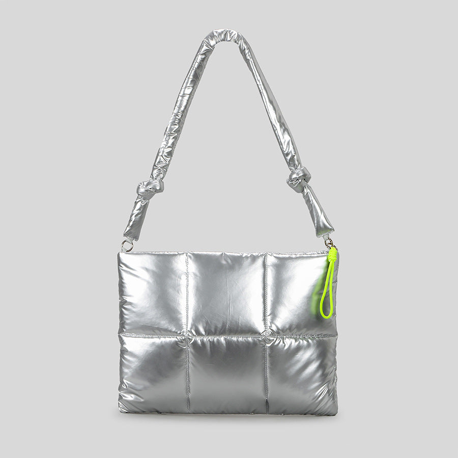 Gepolsterte Tech Clutch Tasche