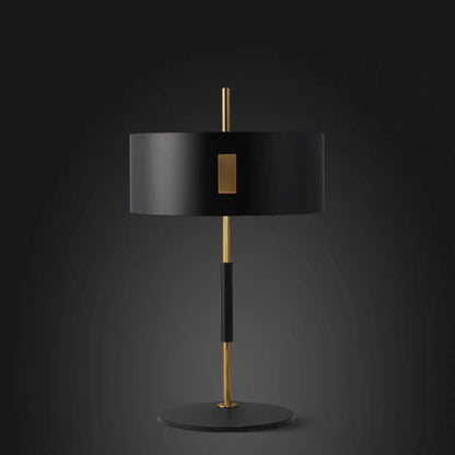 Moderne Tischlampe mit stilvollem Design