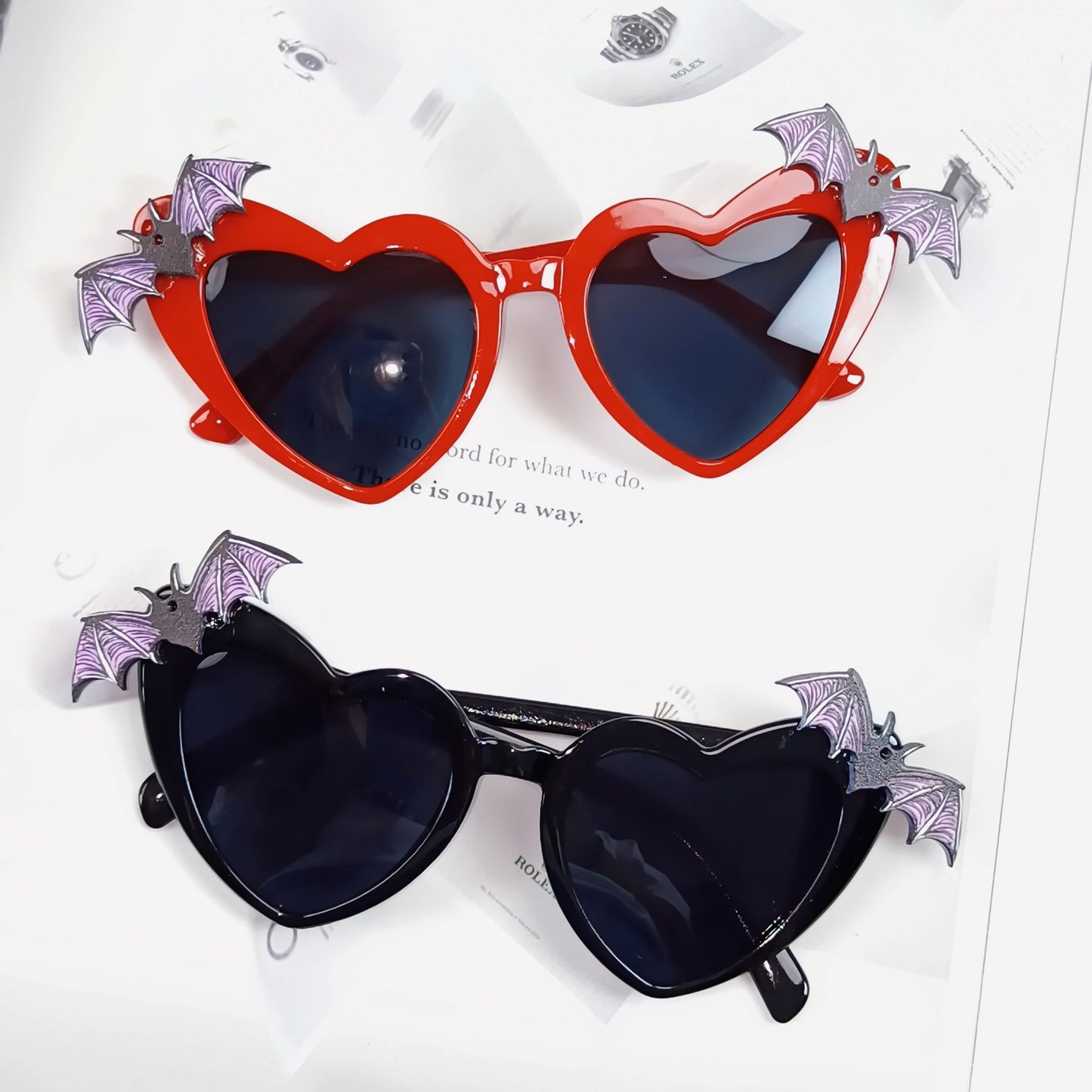 Herzförmige Sonnenbrille mit Fledermausakzenten Brehn