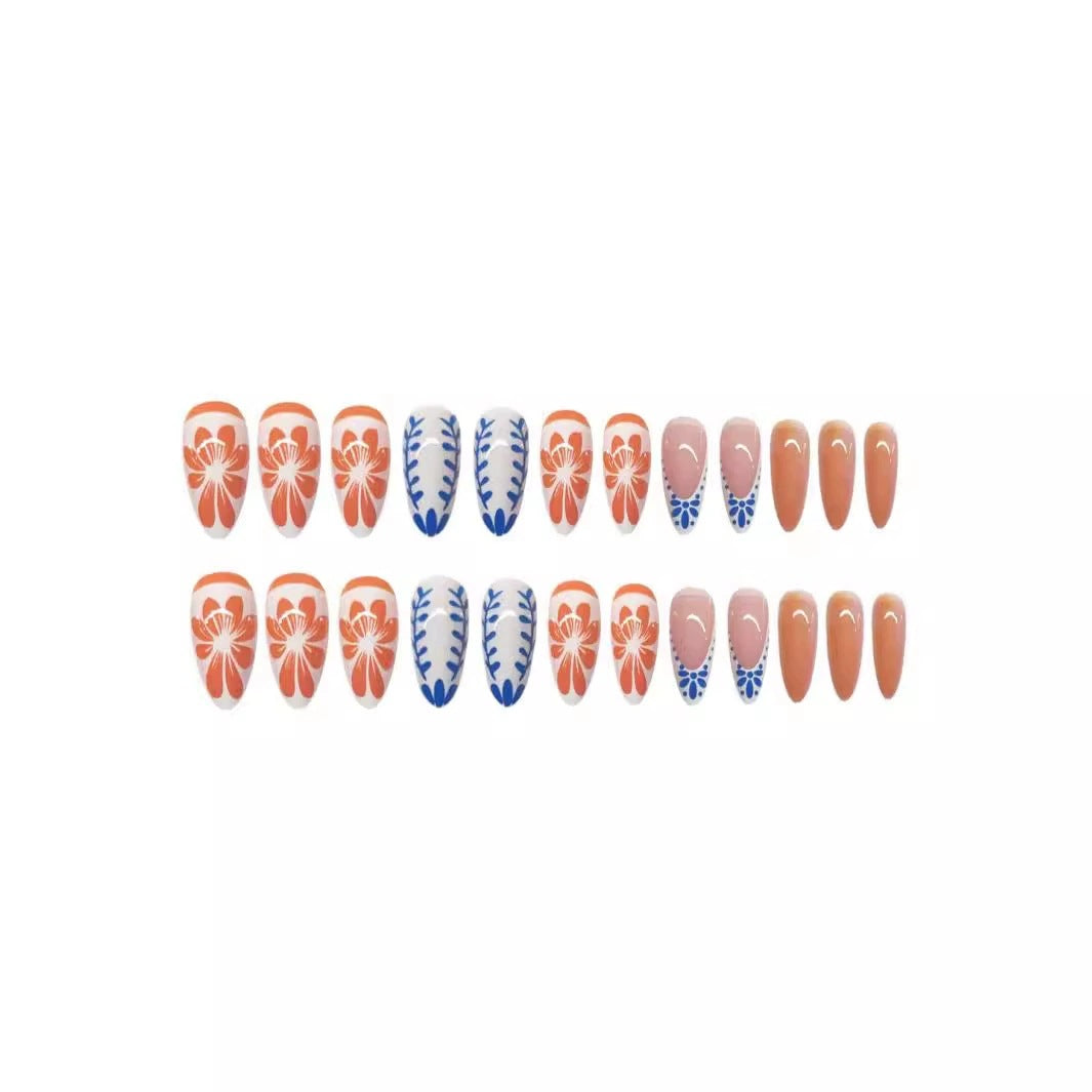 Floral Abstract Press-On Nail Set Brehn
