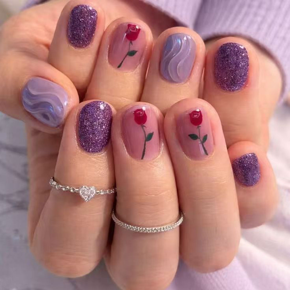 Elegante Kunstnägel mit Floralem Rosen-Design Brehn