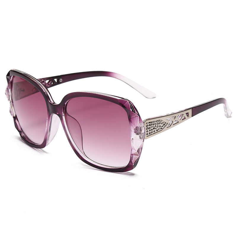 Damen Sonnenbrille im luxuriösen Glamourstil Brehn