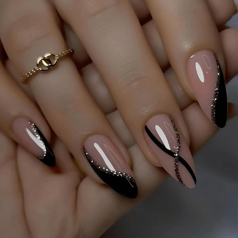 Elegantes Stiletto Nagelkunst-Set Brehn