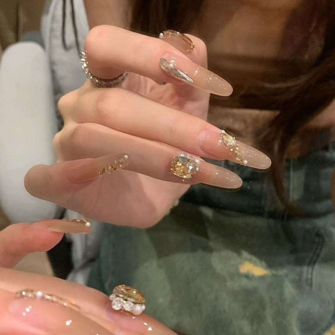 Luxuriöse mit Strass verzierte Press-On Nagelkunst Brehn