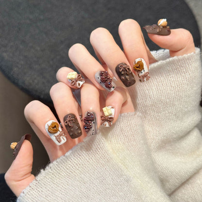 Künstlerisches Schokoladen-Themen Press-On Nagelset
