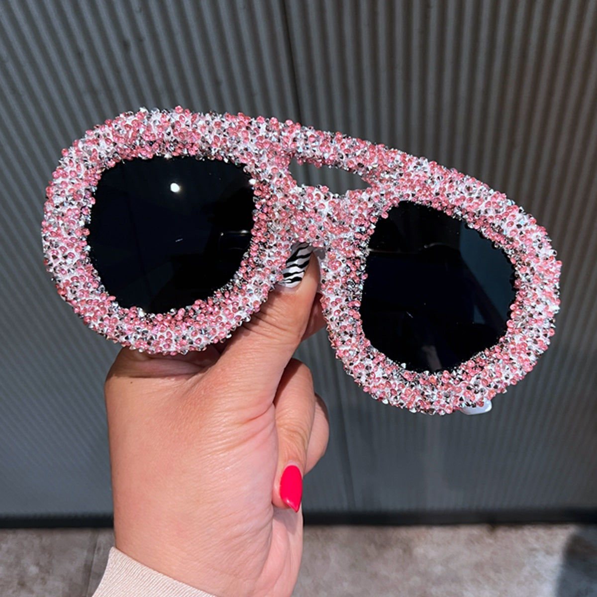 Damen Glitzernde Glamour-Sonnenbrille mit einzigartigem Kristallrahmen Brehn