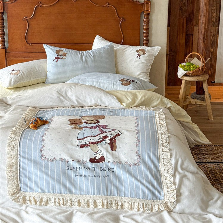Kinder-Bettwäsche-Set mit gestepptem Dekorquilt, Spitzenvolant und Teddybär-Motiv Brehn