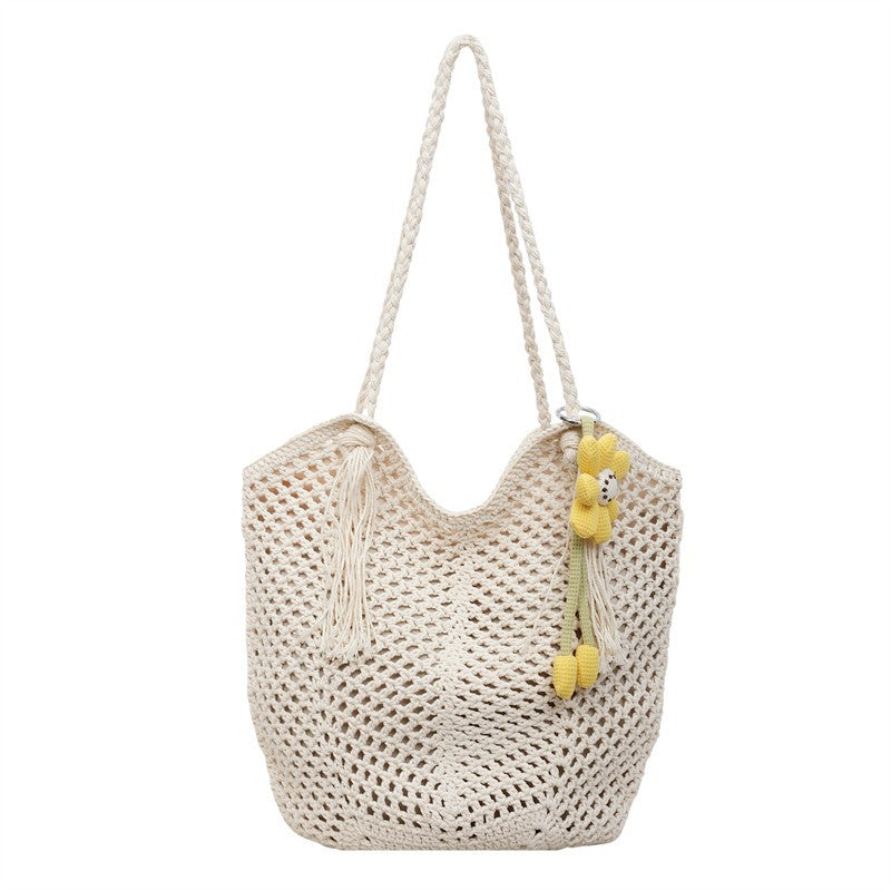 Strick Tote-Bag Im Boho-Stil mit Charmanten Anhängern Brehn
