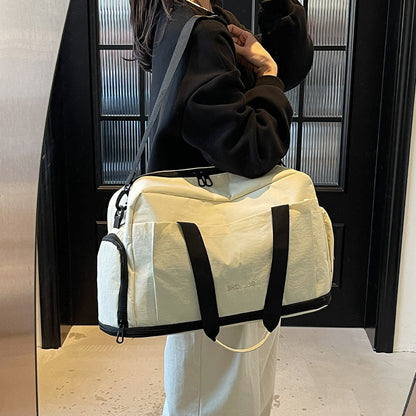 Vielseitige Reisetasche mit mehreren Taschen Brehn