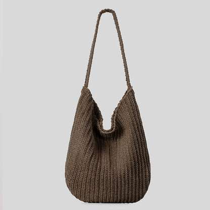 Entspannte Strick-Schultertasche