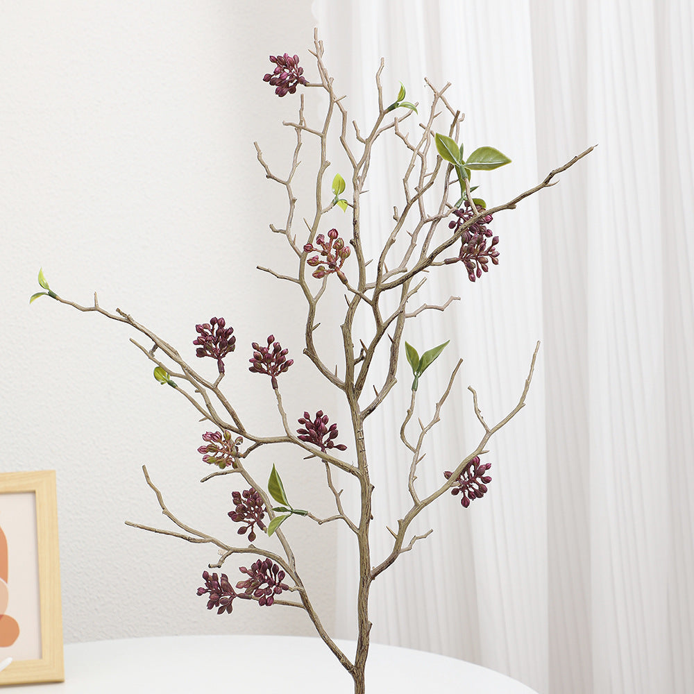 Dekorativer Kunstzweig mit detailverliebten Blüten Brehn