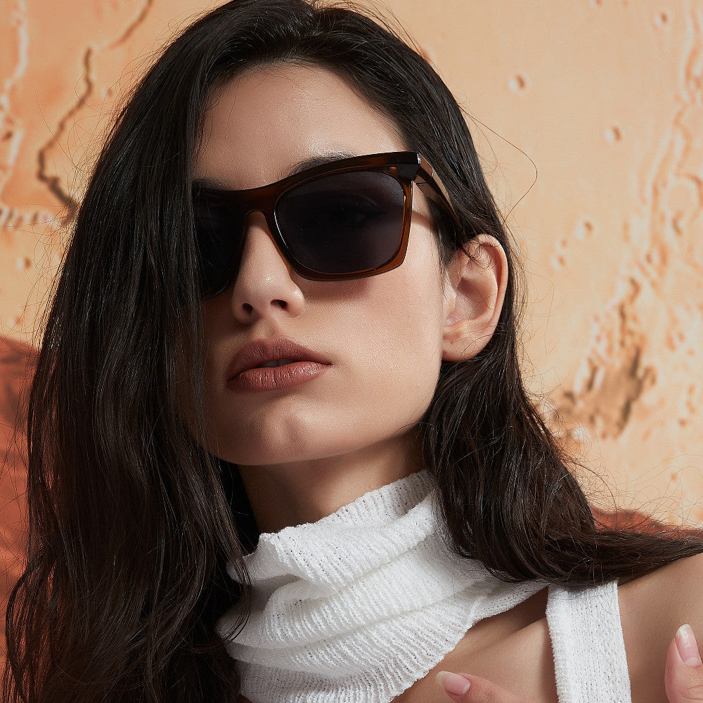 Damen modische Sonnenbrille im trendigen Rahmen Brehn