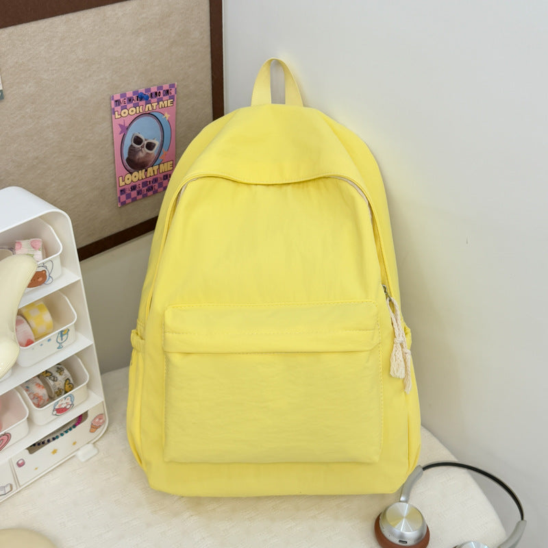 Lässiger Multi-Taschen-Rucksack
