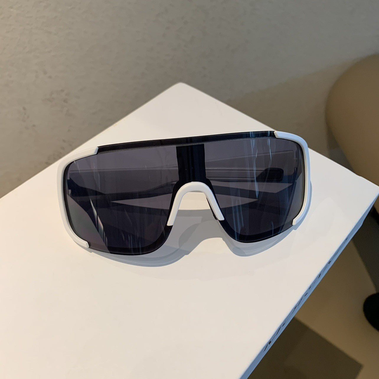 Herren Aerodynamischer Shield Sonnenbrille Brehn
