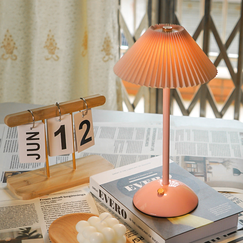 Elegante moderne Tischlampe