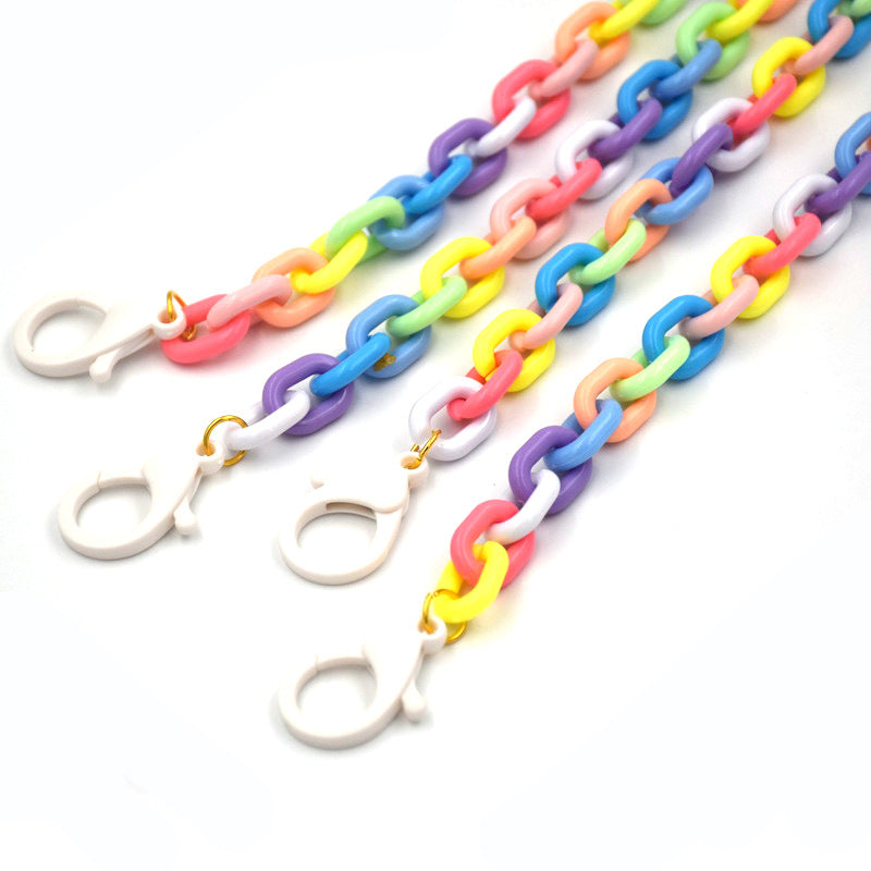 Stylische Acrylkette Brehn