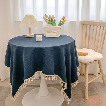 Runde strukturierte Tischdecke mit Quastenbesatz und Leinen-ähnlichem Drapierfinish