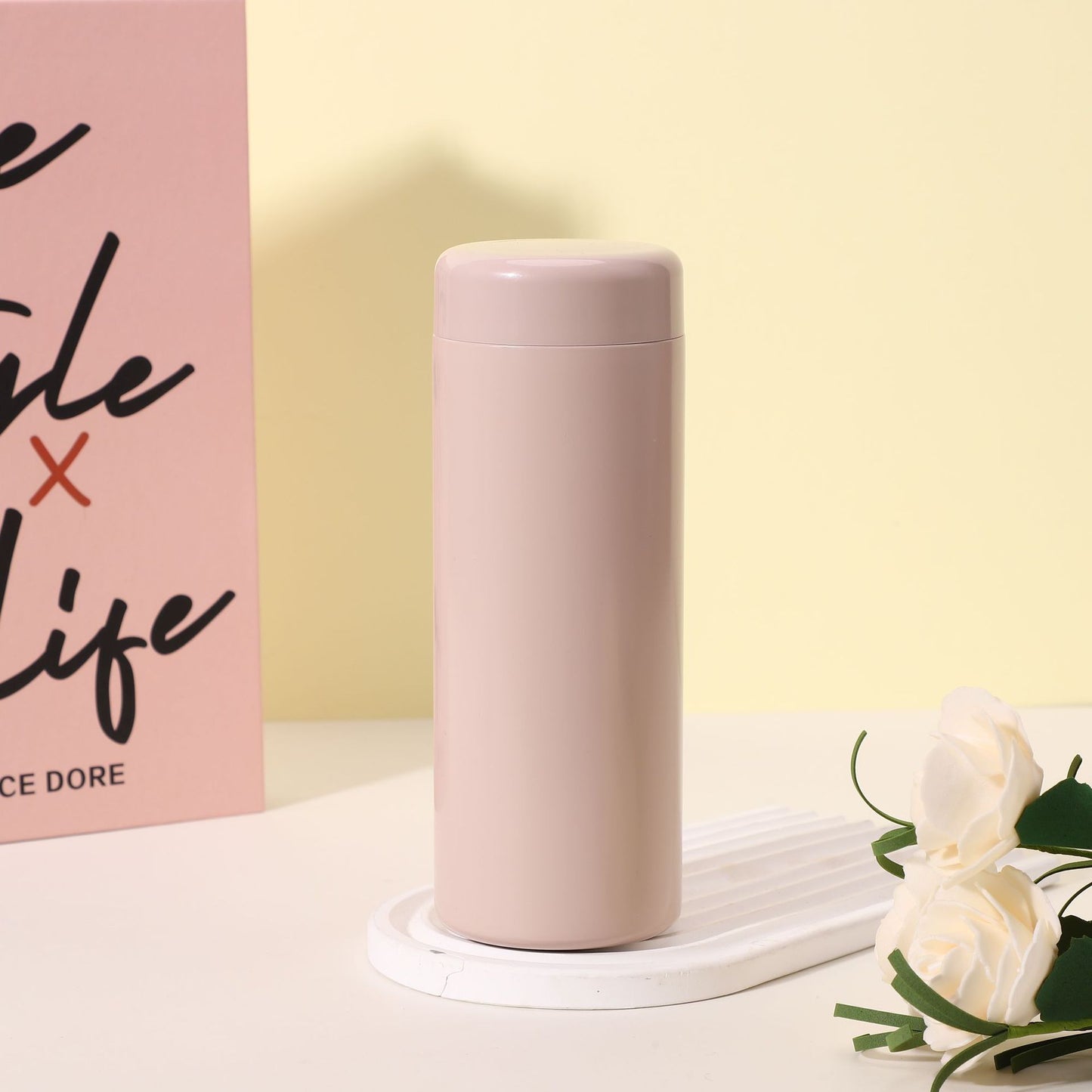 Stylische isolierte Wasserflasche Brehn