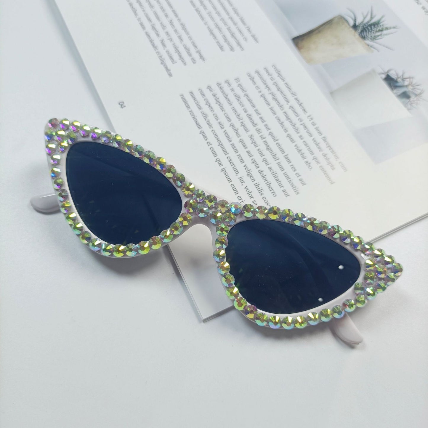 Damen Cat-Eye Sonnenbrille mit funkelndem Kristallbesatz Brehn