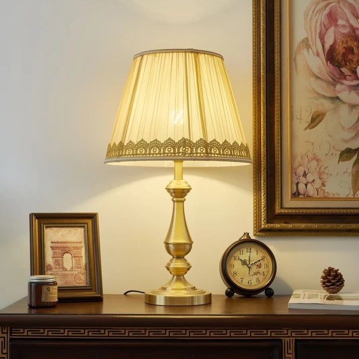 Vintage-inspirierte elegante Tischlampe