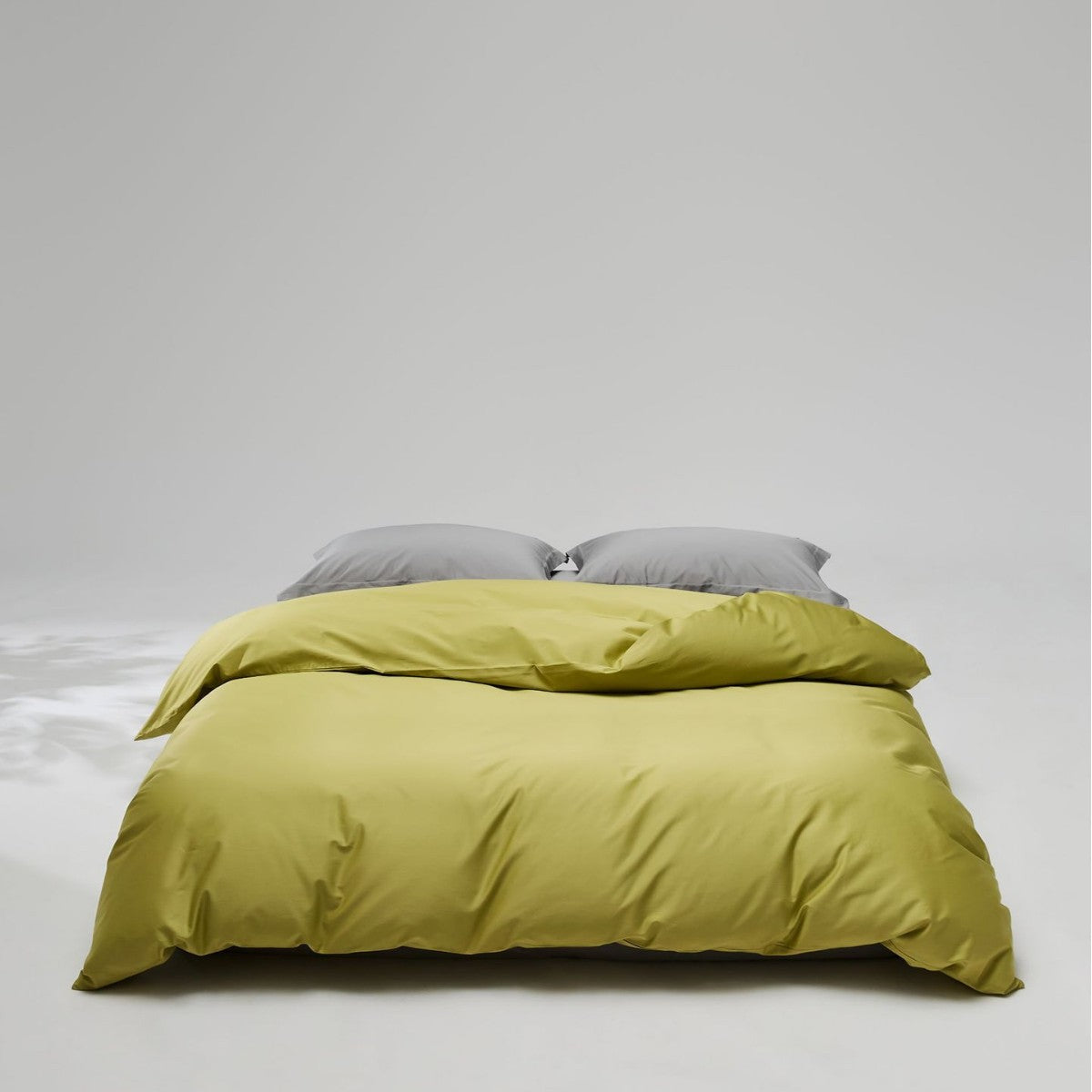 Mako-Baumwoll-Satin Bettwäsche-Set mit verdecktem Reißverschluss und Kissenbezügen Brehn