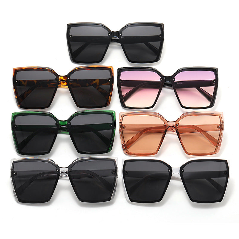 Damen Oversized Sonnenbrille mit modernem Schildpatt-Design Brehn